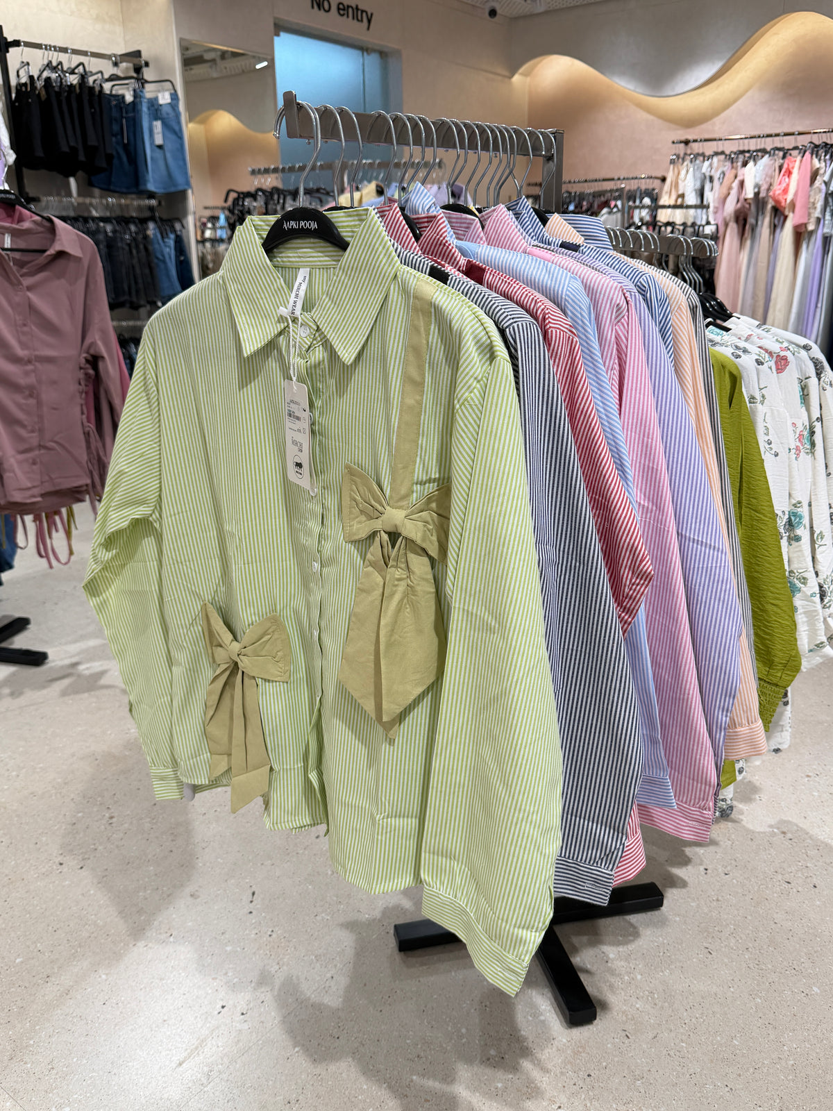 Bow lining shirt