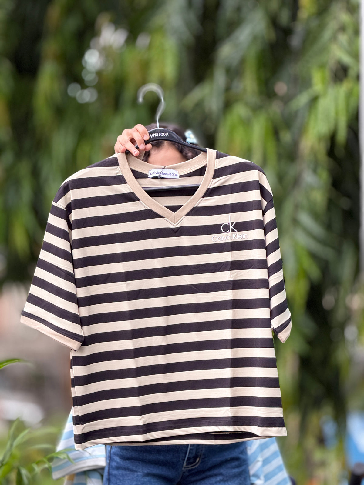 Everyday V-neck T-shirt
