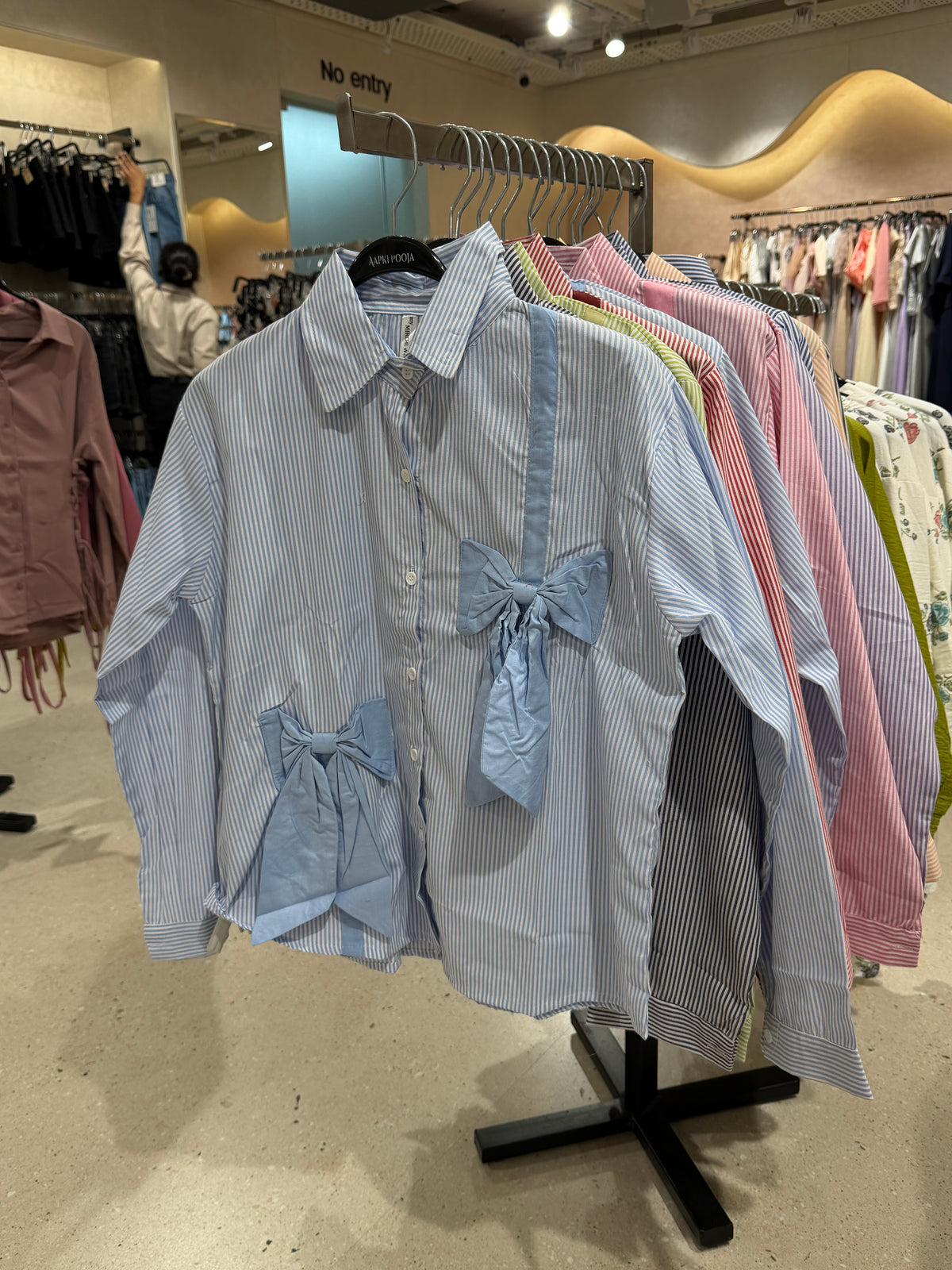 Bow lining shirt