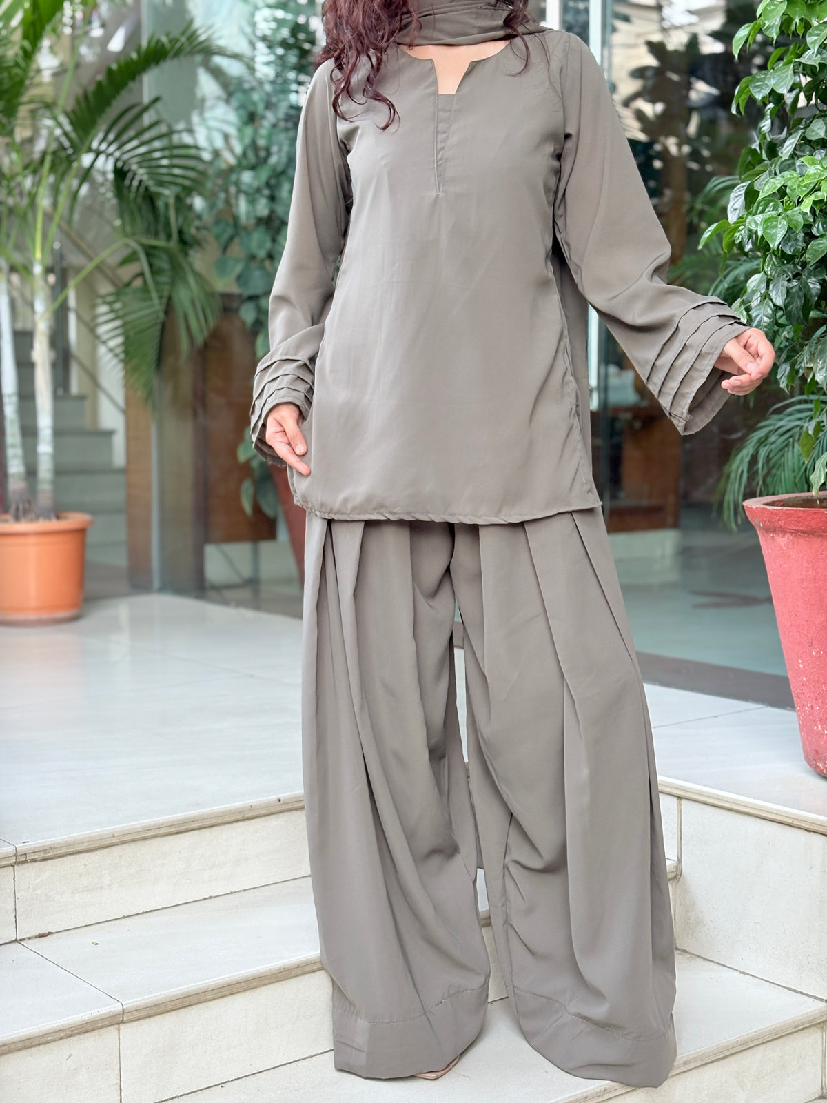 Farshi three piece set