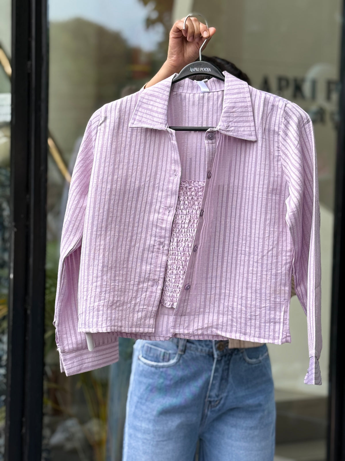 Lining detail see through shirt with inner