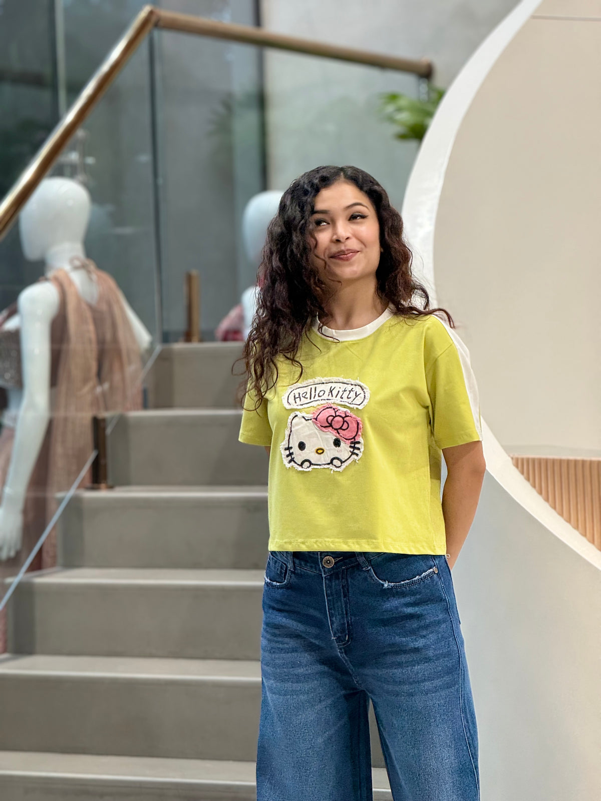 everyday T-shirt with kitty patch