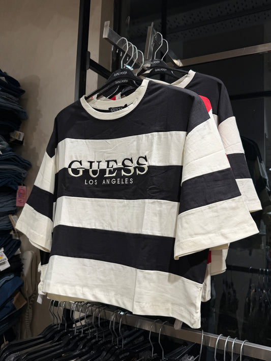 Everyday GUESS T-shirt