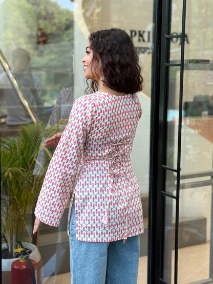 Square neck full sleeves back doori kurti
