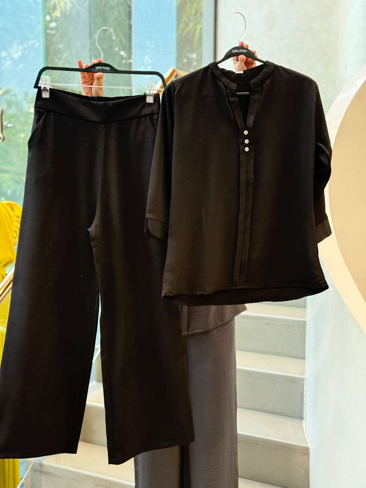 Premium formal V- nack cordset ￼