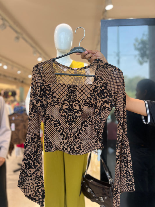 Bell sleeves top