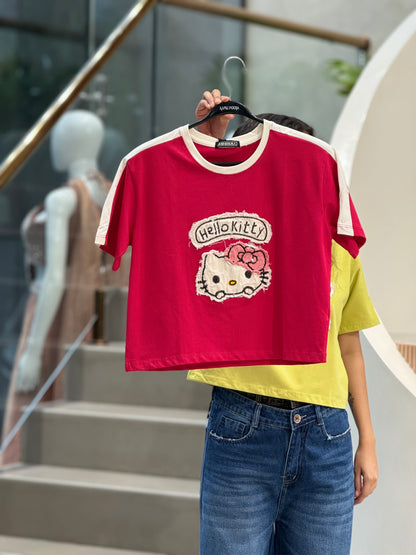 everyday T-shirt with kitty patch