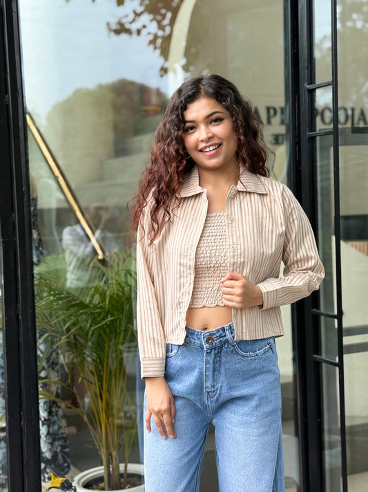 Lining detail see through shirt with inner
