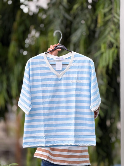 Everyday V-neck T-shirt