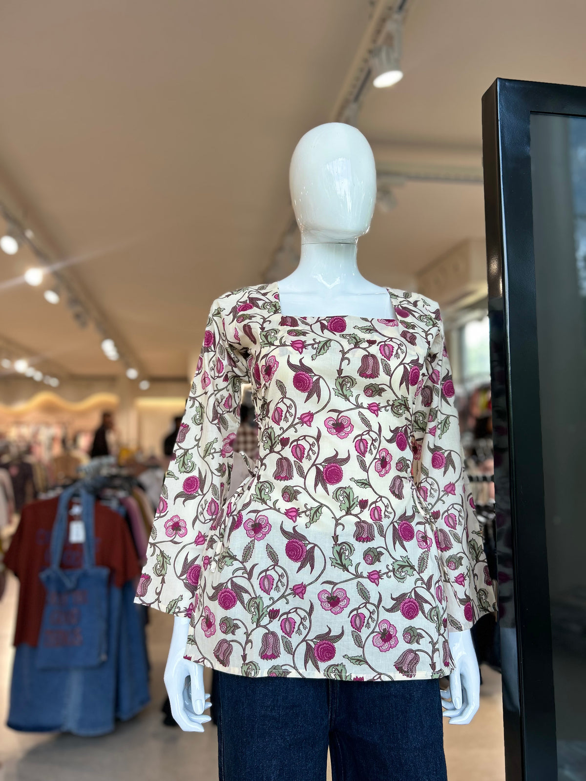 side dori full sleeve short kurti