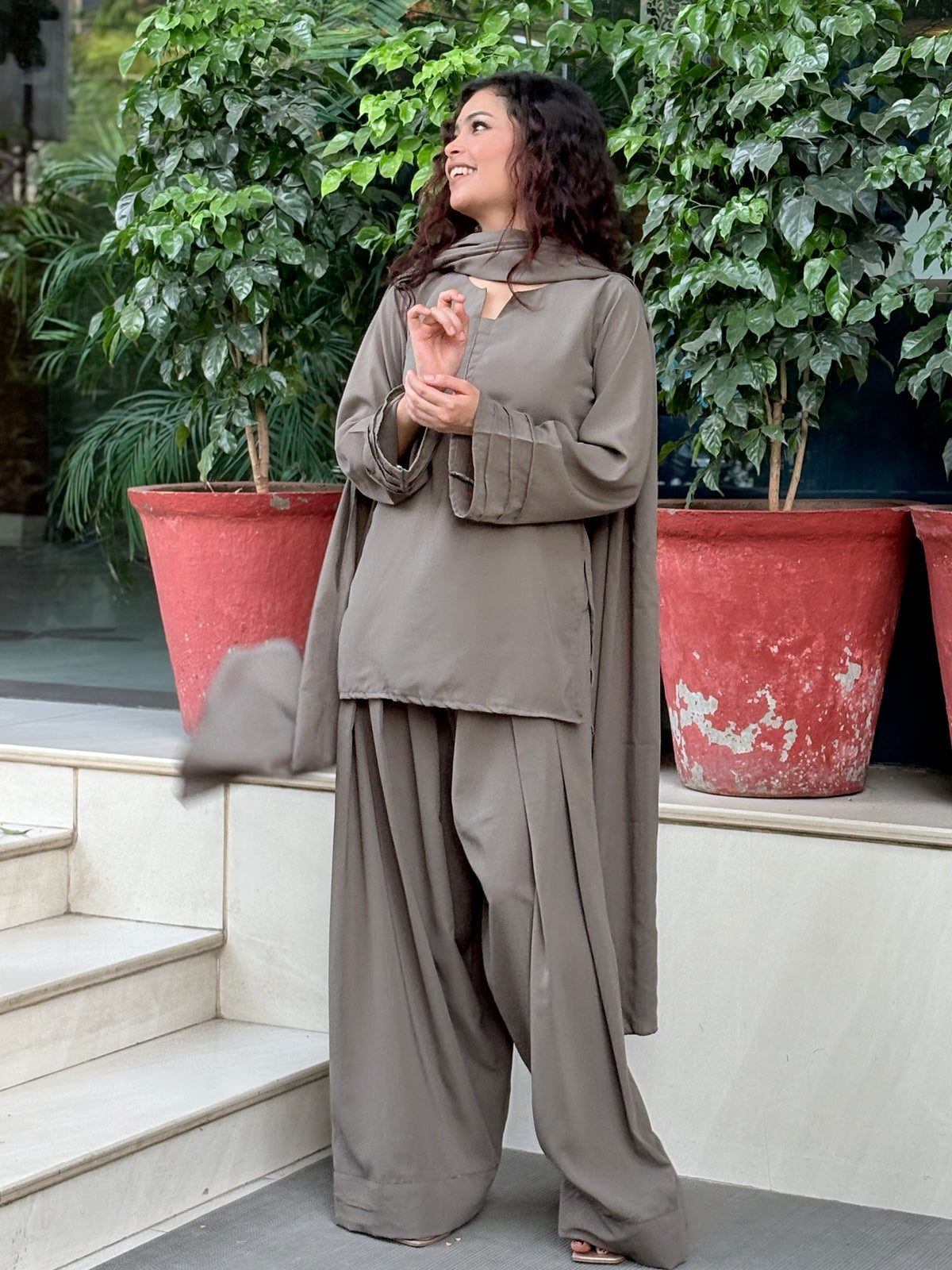 Farshi three piece set