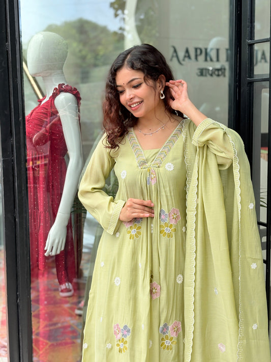 3 piece suit set with embroidered neckline.