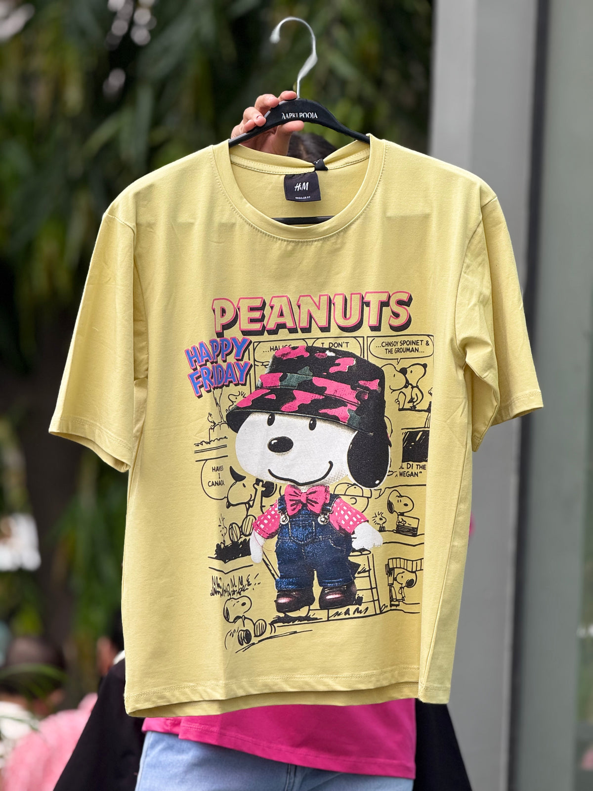 Graphic everyday tee