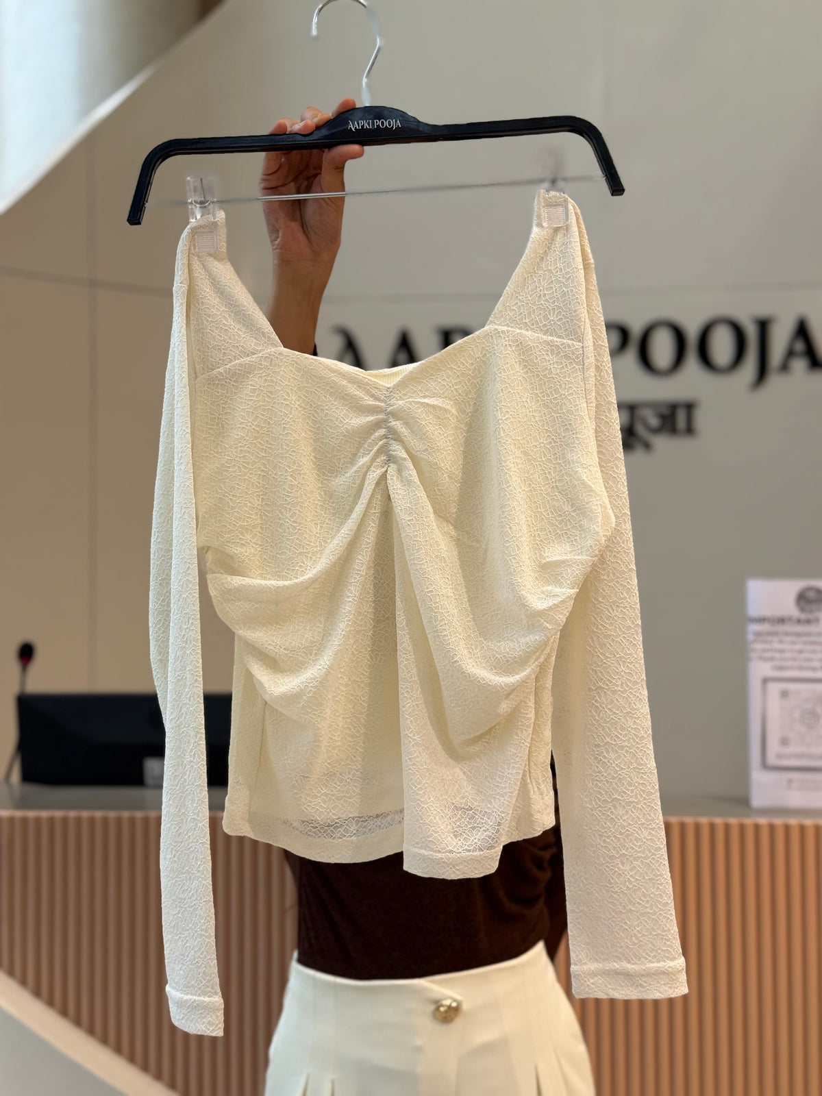 Square nack full sleeves top