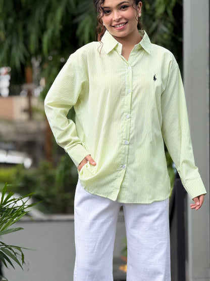 Shirt with back bow detail