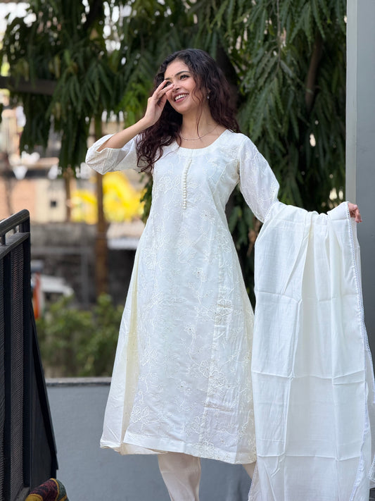 White Embroidered Cotton Kurta Set with Dupatta – Women’s Ethnic Wear