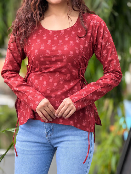 Short full sleeve kurti with side dori