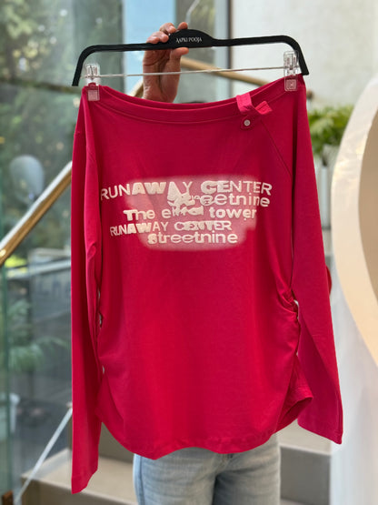 One site, full sleeves, stretchable T-shirt ￼