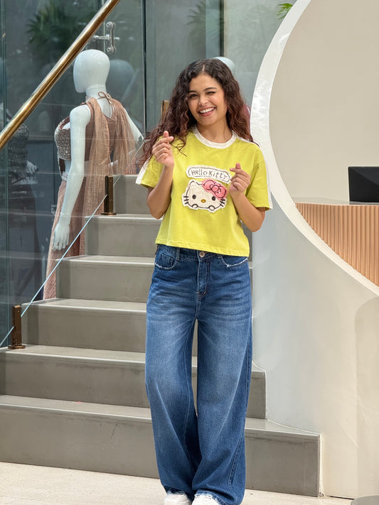 everyday T-shirt with kitty patch