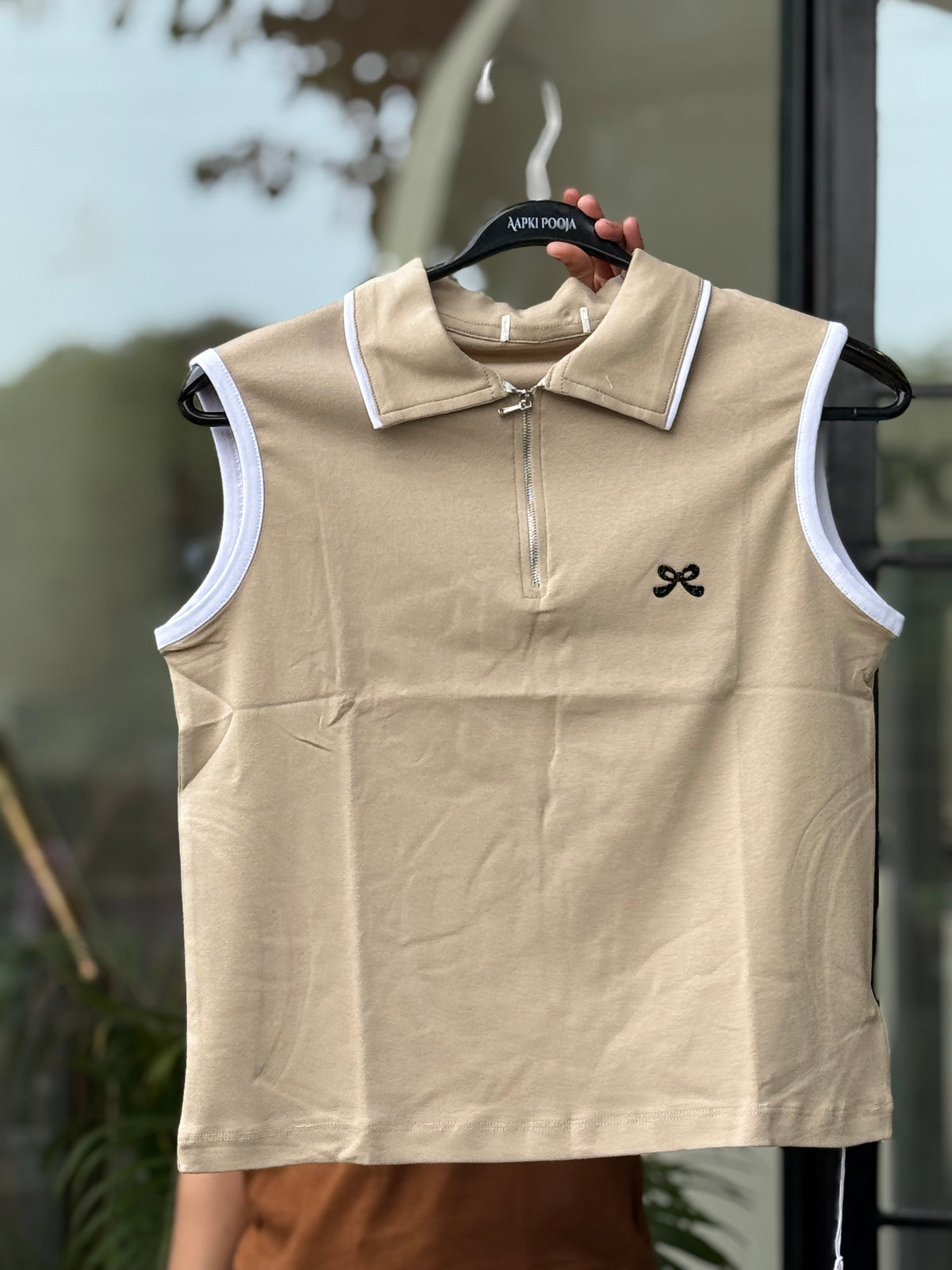 Everyday stretchable body fit bow detail Top