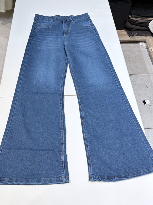 boot cut jeans