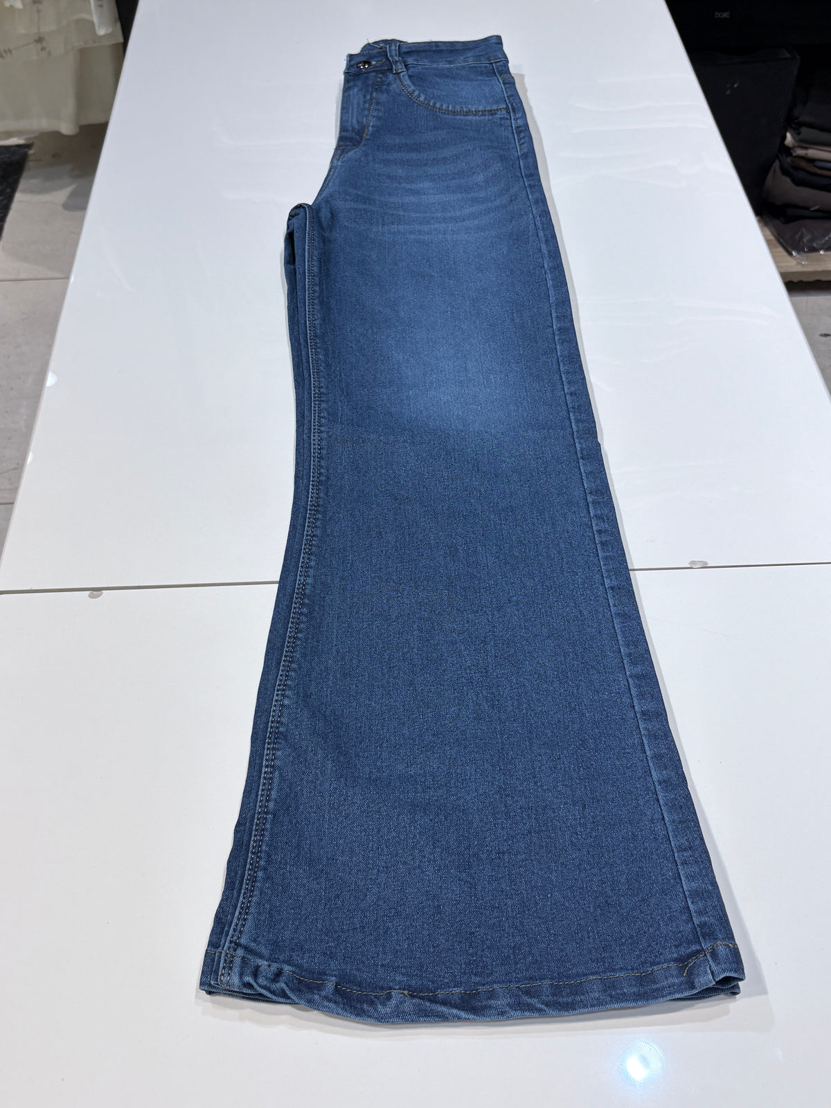 boot cut jeans