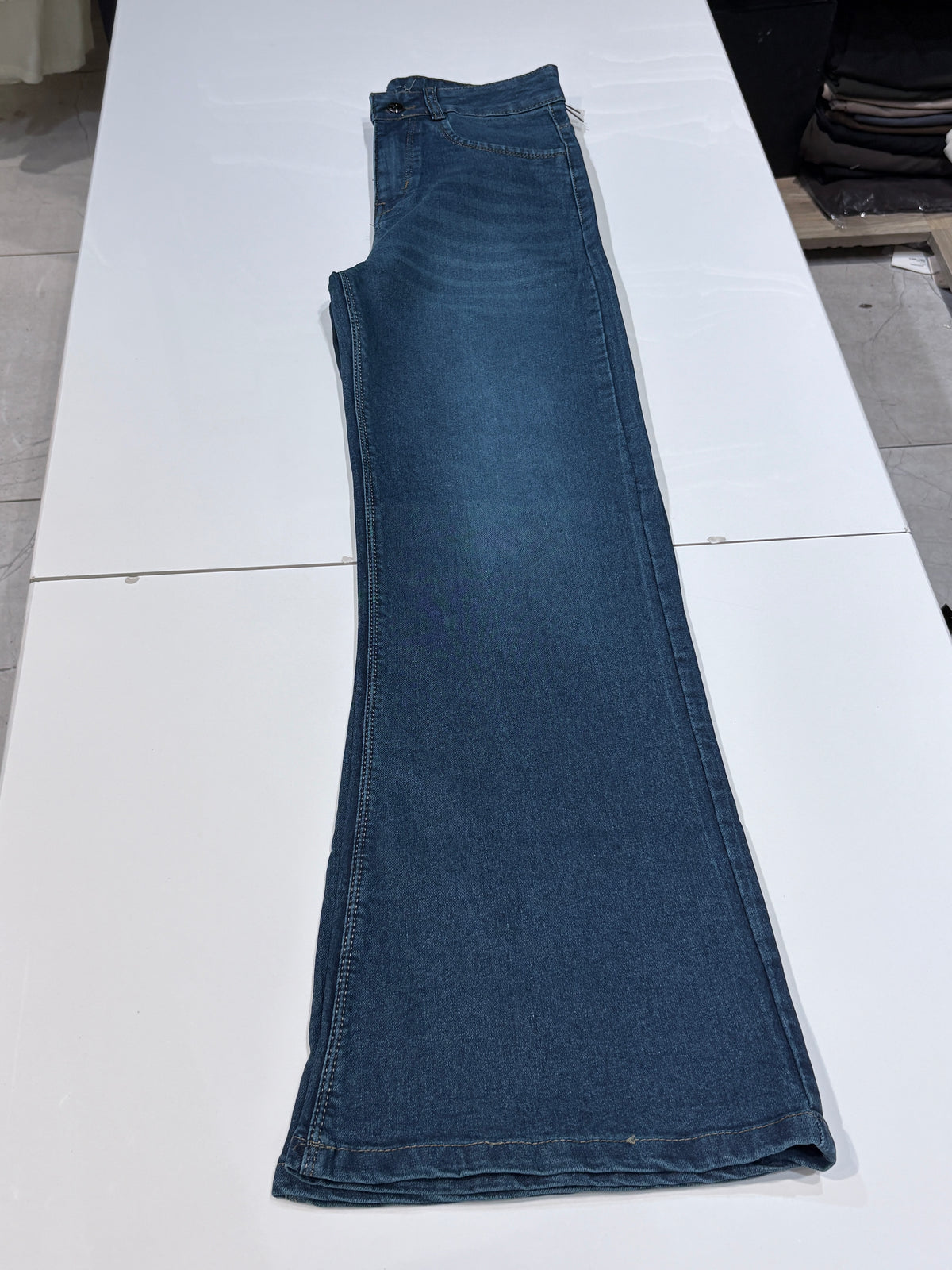 bootcut jeans